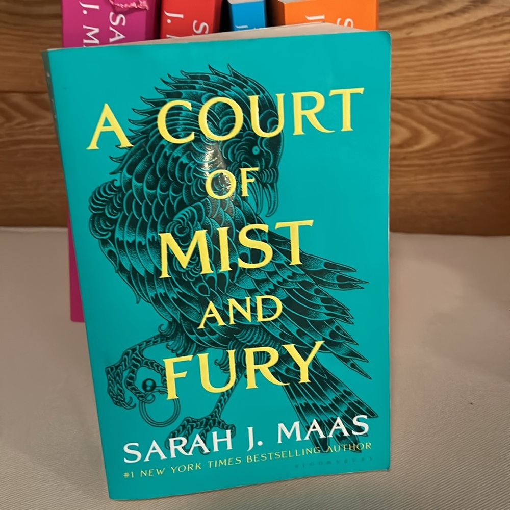 Sarah J Maas set of books - Picture 5 of 6